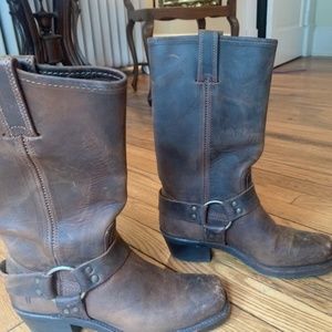 Frye Harness 6 1/2